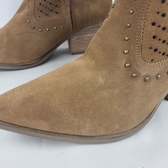 Dingo Miss Priss Studded Pointed Toe Zippered Cowgirl Booties - Picture 5 of 15